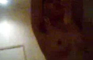 XXX A Kitty é fodida e explode e vedeo de pono limpa a porcaria dela!!