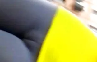 XXX Três piolhos com tesão fazem sexo mulher melao porn com um preservativo.