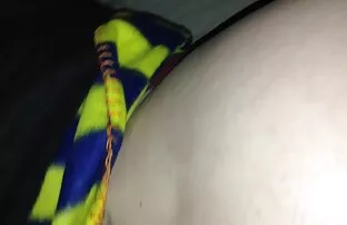XXX Duas prostitutas a Lamber rabos velhos vídeo de pornô x em Ménage à trois