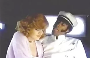 XXX A Loura Do Busty Faz Uma Punheta! vides pornô