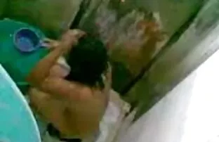 XXX Clipes Brutais pornô vídeos pornô A Pobre Loira Tem Os Seus Buracos