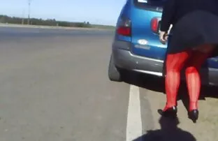 XXX O tesão anda com o seu vibrador e vídeo pornô gratuito vadios